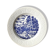 Load image into Gallery viewer, Blue and White Country plate
