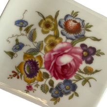 Load image into Gallery viewer, Rose Bouquet Vase Royal Worchester
